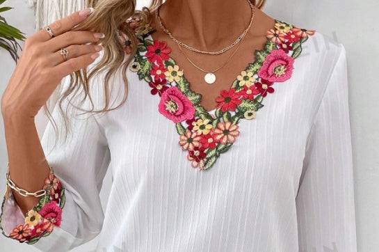 White Floral Decor V-Neck With 3/4 Sleeves Top